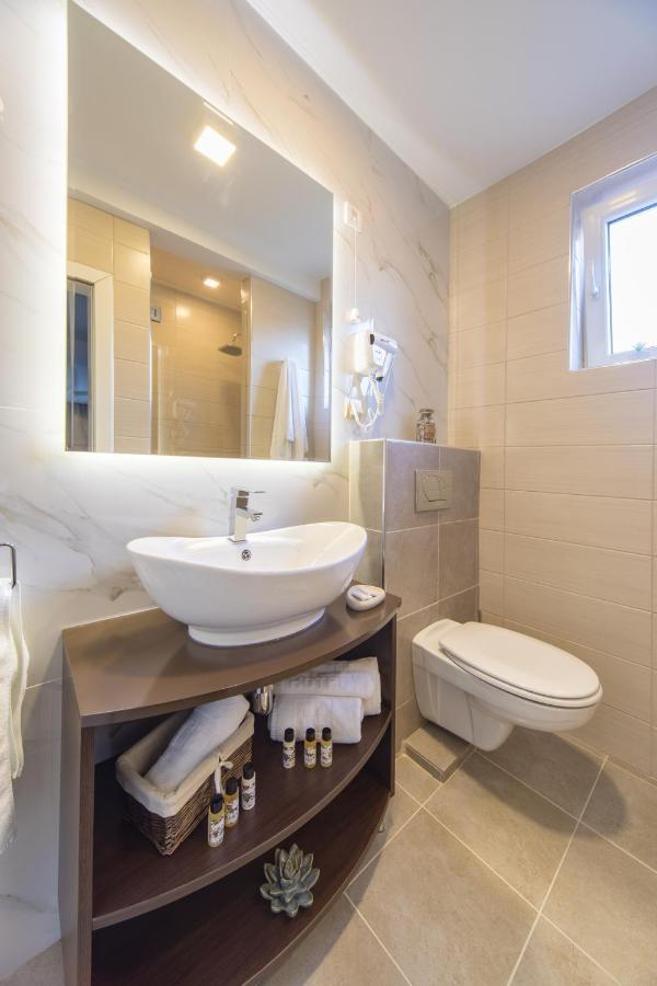 Garni Hotel President De Luxe 크라구예바츠 외부 사진